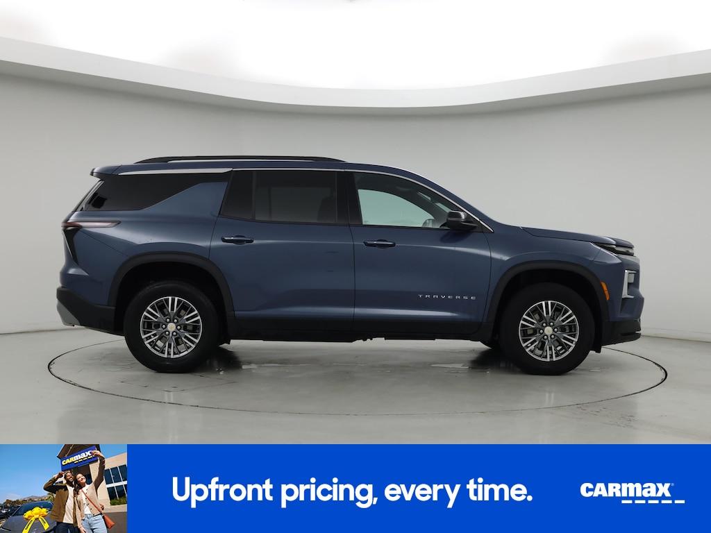 used 2025 Chevrolet Traverse car, priced at $38,998