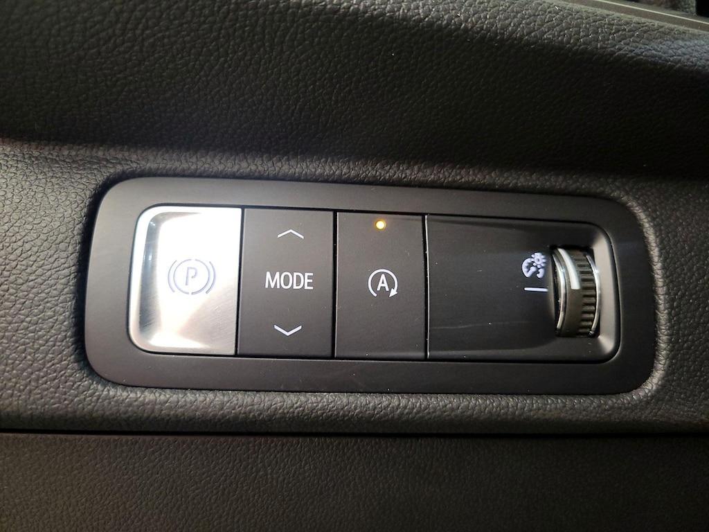 used 2025 Chevrolet Traverse car, priced at $38,998