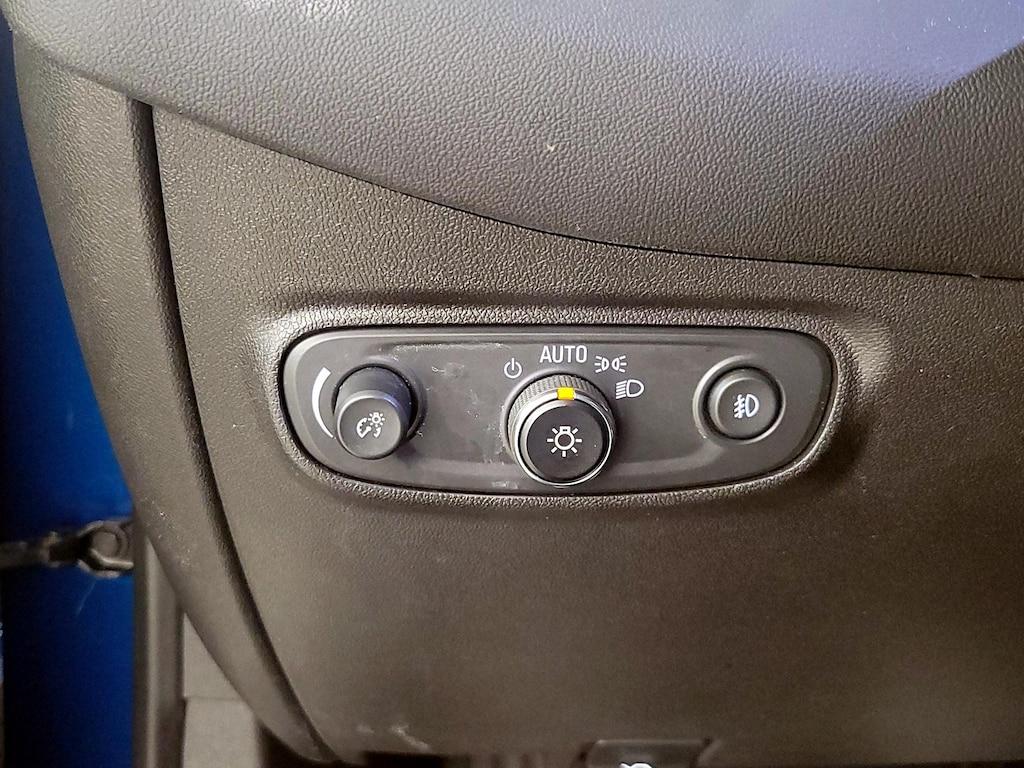 used 2021 Chevrolet Equinox car, priced at $19,998