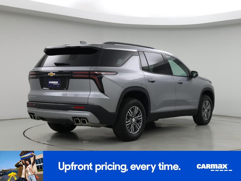 used 2025 Chevrolet Traverse car, priced at $38,998