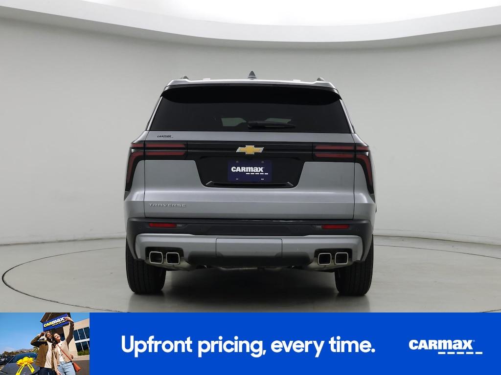 used 2025 Chevrolet Traverse car, priced at $38,998