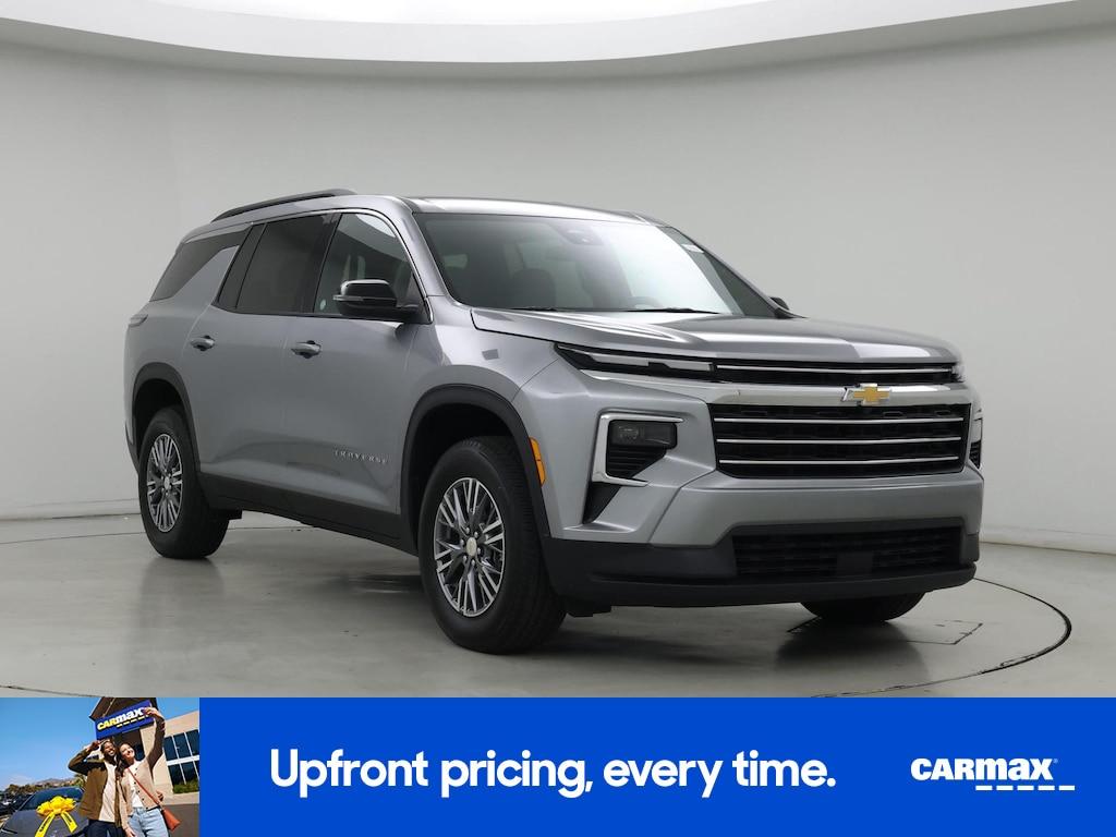 used 2025 Chevrolet Traverse car, priced at $38,998