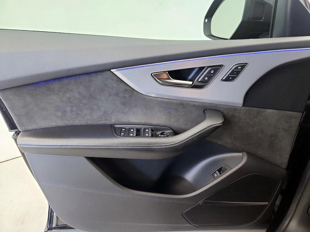 used 2021 Audi SQ8 car, priced at $58,998