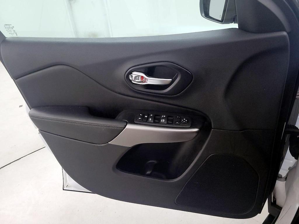 used 2022 Jeep Cherokee car, priced at $20,998