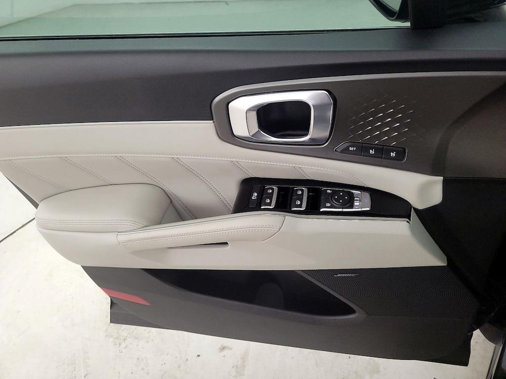 used 2023 Kia Sorento Plug-In Hybrid car, priced at $39,998