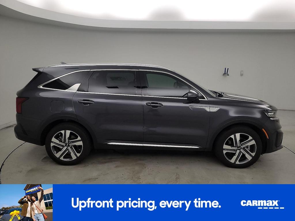 used 2023 Kia Sorento Plug-In Hybrid car, priced at $39,998