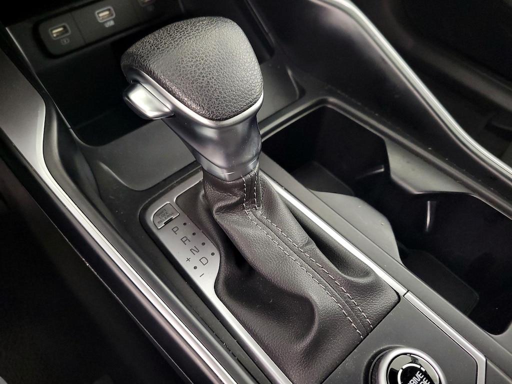 used 2023 Kia Sorento car, priced at $22,998