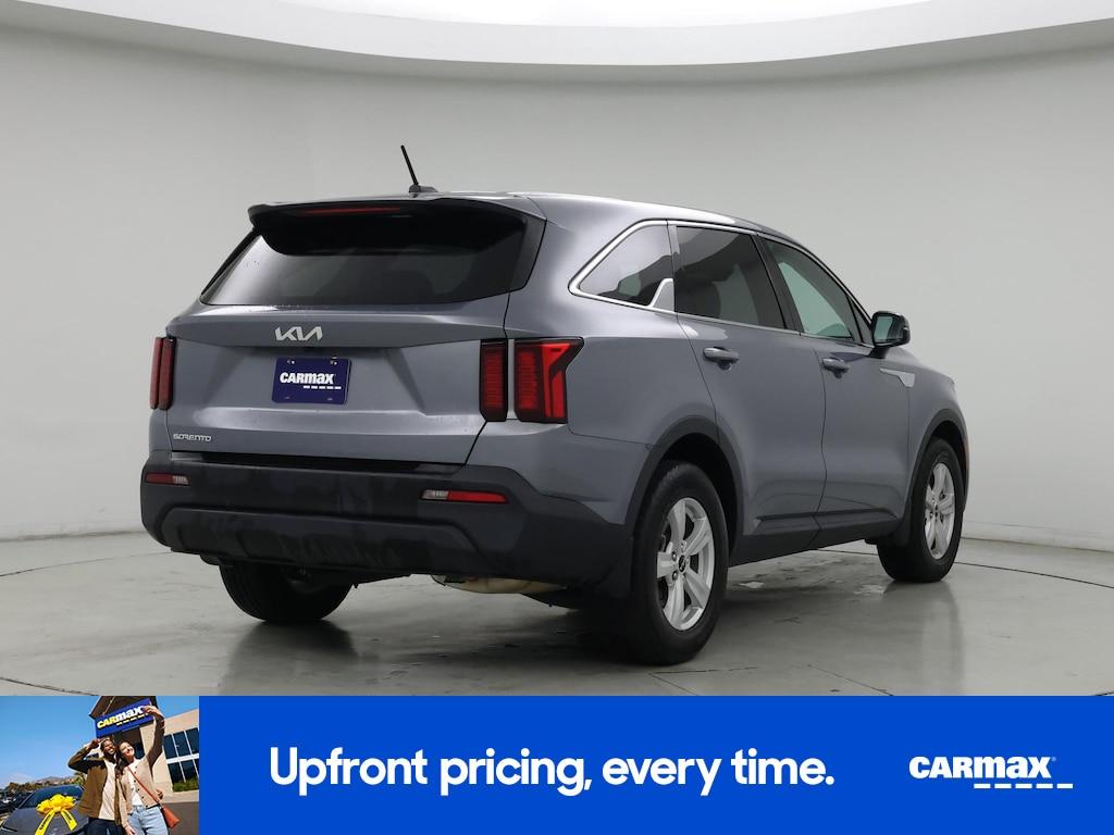 used 2023 Kia Sorento car, priced at $22,998