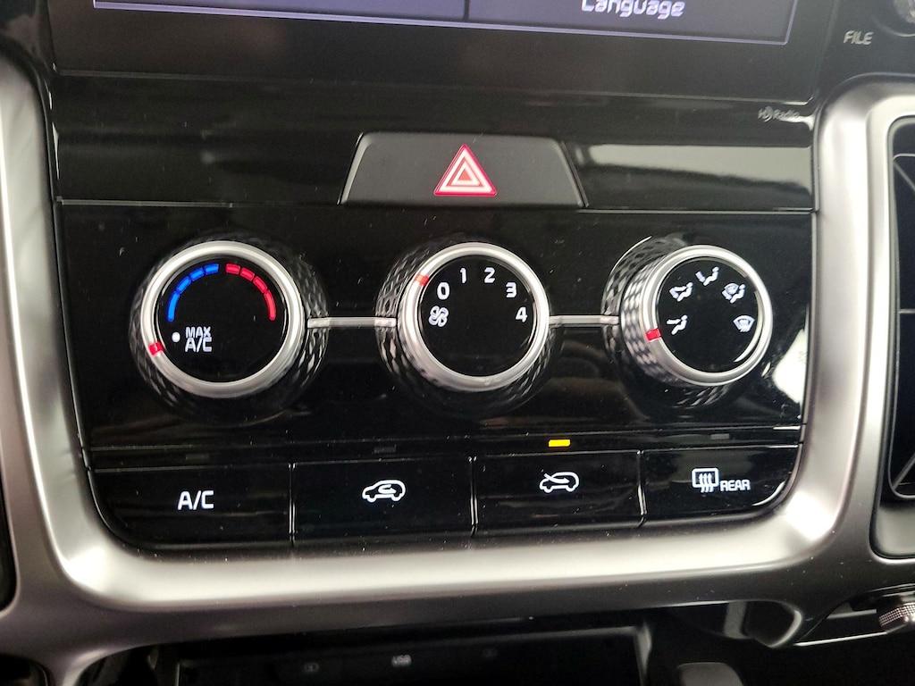 used 2023 Kia Sorento car, priced at $22,998