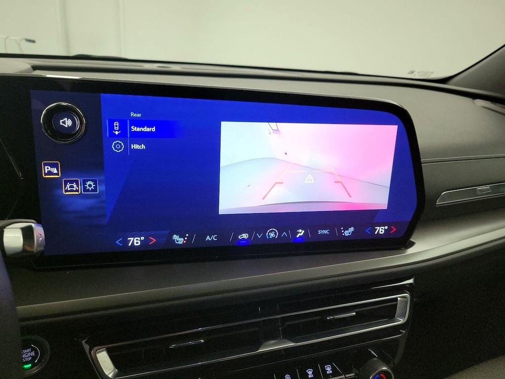 used 2025 Chevrolet Traverse car, priced at $39,998