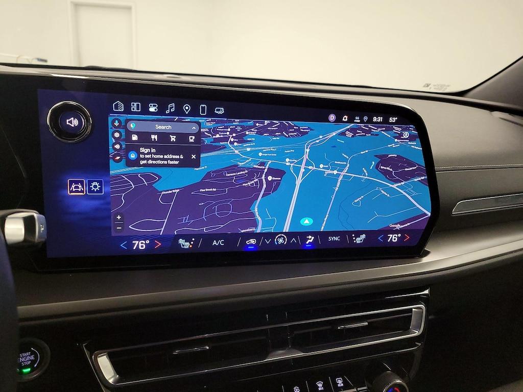 used 2025 Chevrolet Traverse car, priced at $39,998