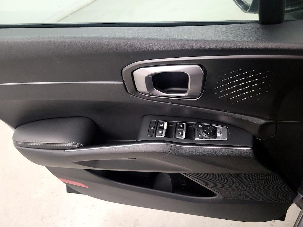 used 2022 Kia Sorento car, priced at $23,998