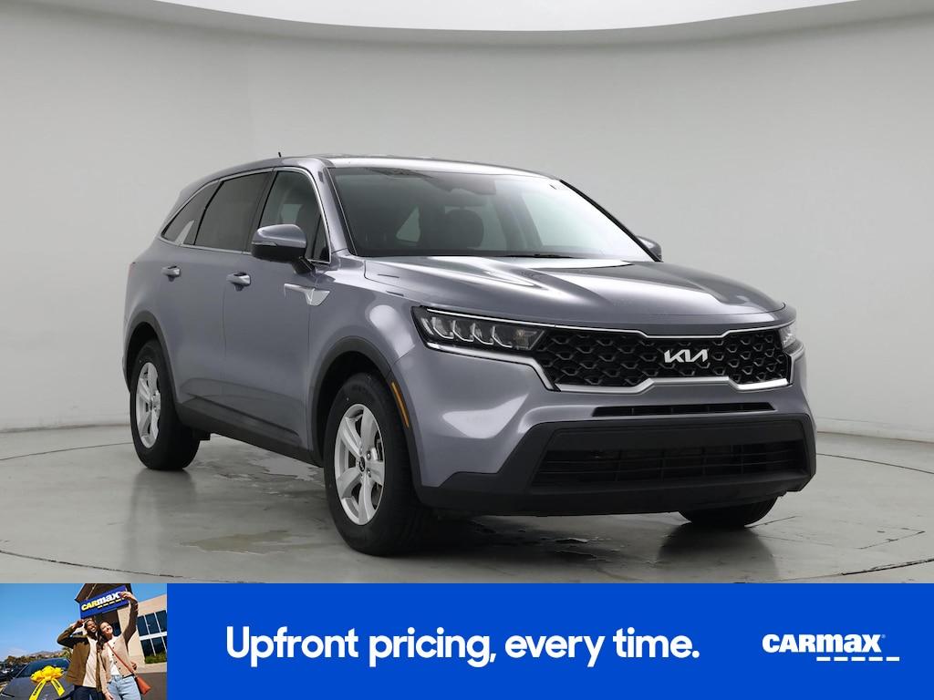used 2022 Kia Sorento car, priced at $23,998