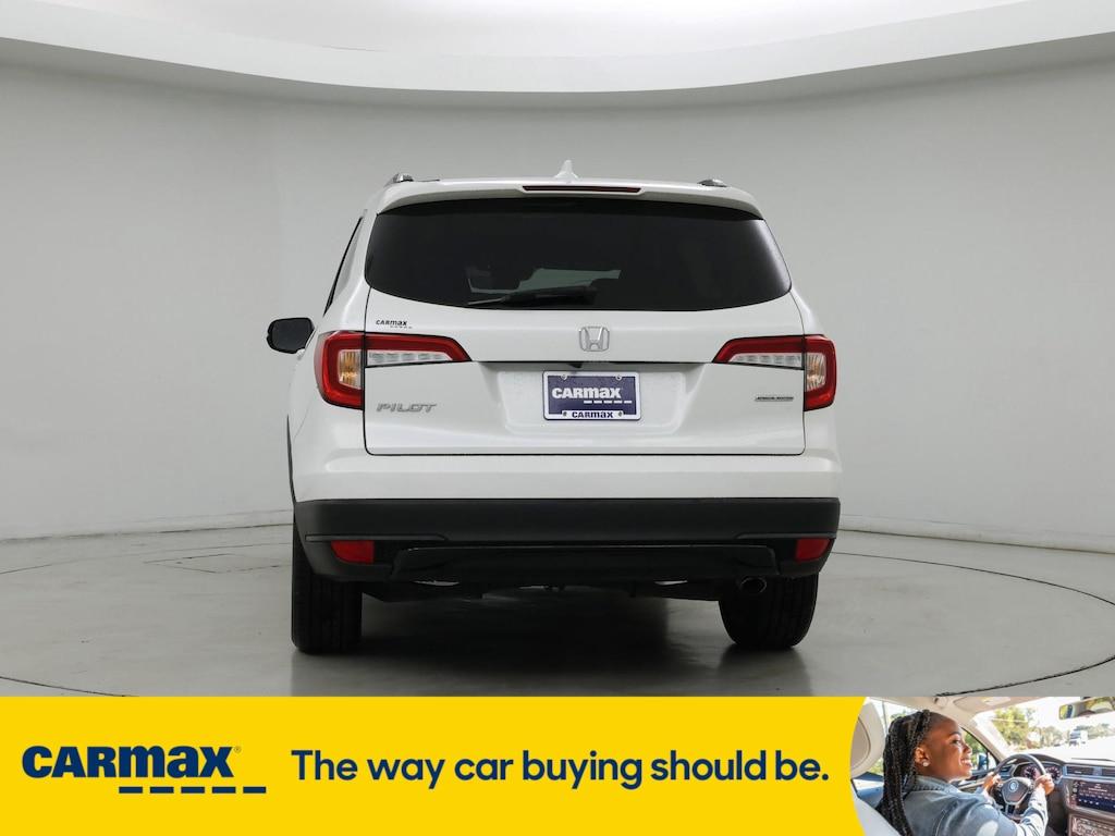 used 2022 Honda Pilot car, priced at $31,998