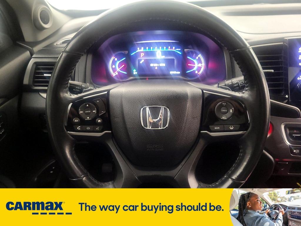used 2022 Honda Pilot car, priced at $31,998