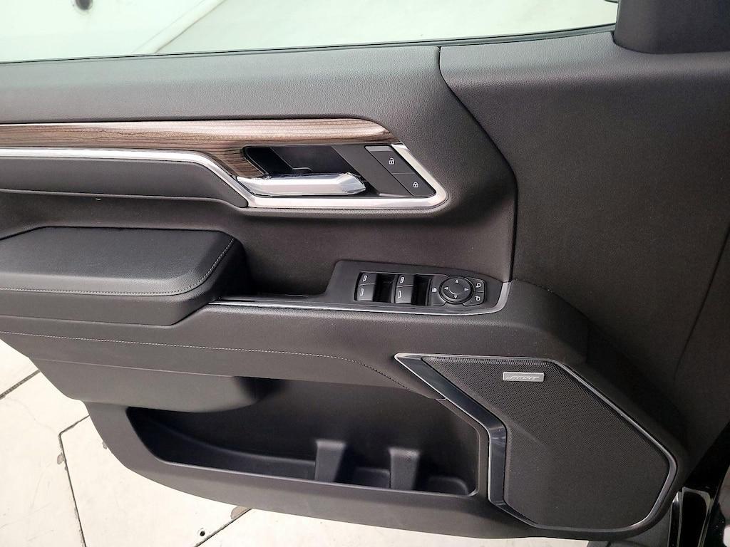 used 2022 Chevrolet Silverado 1500 car, priced at $45,998