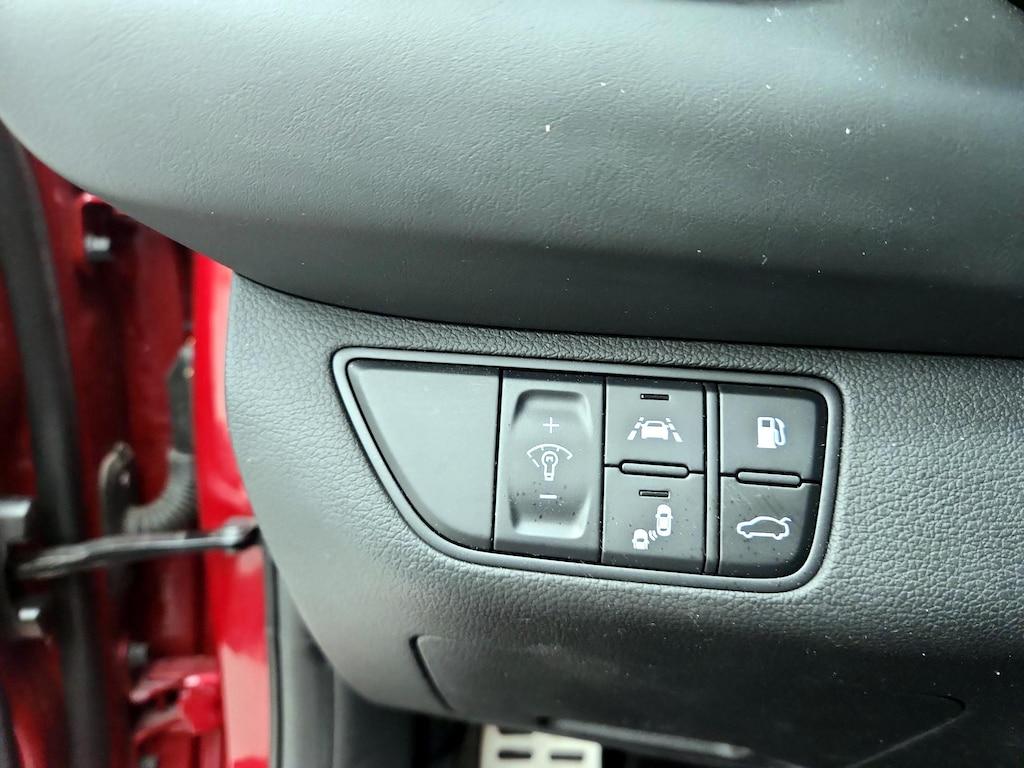 used 2019 Genesis G70 car, priced at $24,998