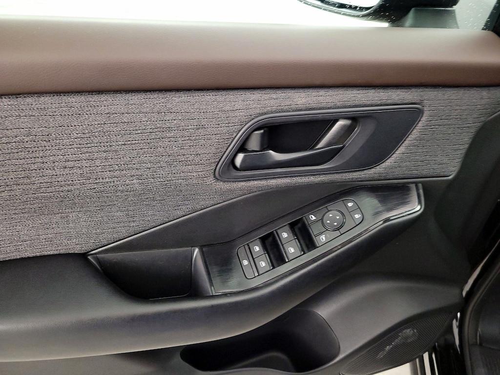 used 2023 Nissan Rogue car, priced at $21,998