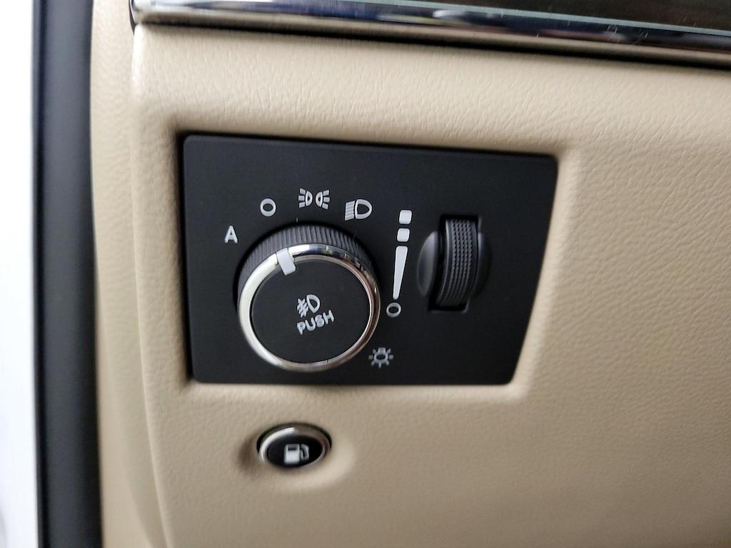 used 2016 Jeep Grand Cherokee car, priced at $18,998