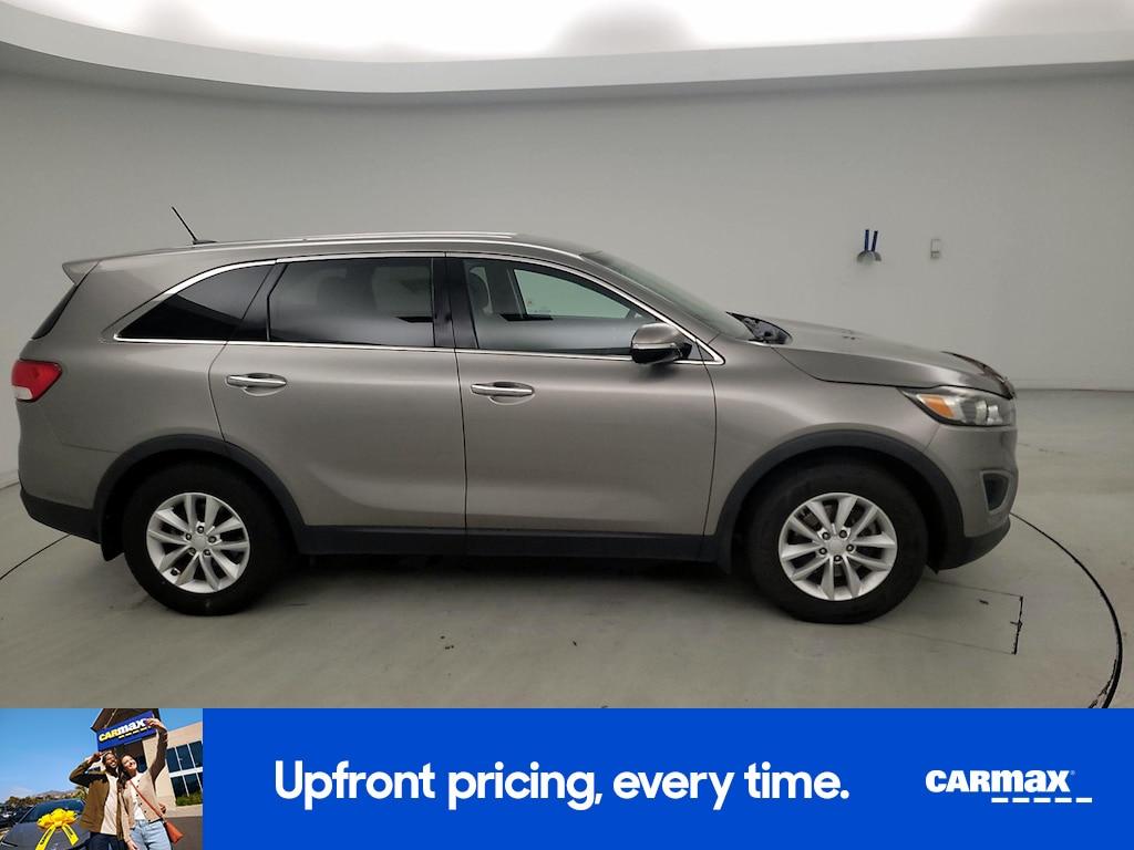 used 2017 Kia Sorento car, priced at $12,998