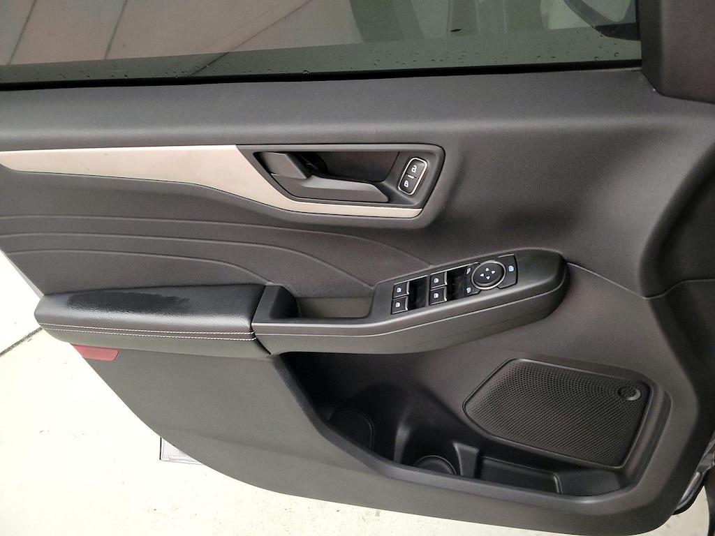 used 2022 Ford Escape car, priced at $18,998
