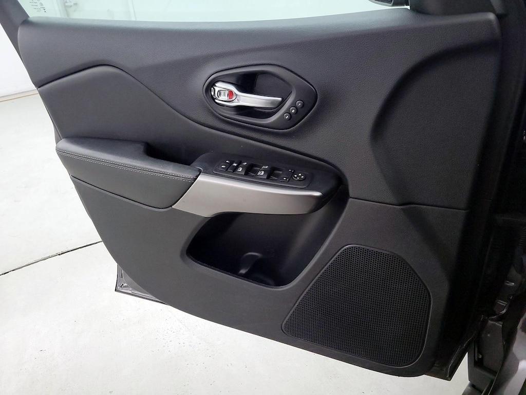 used 2021 Jeep Cherokee car, priced at $21,998