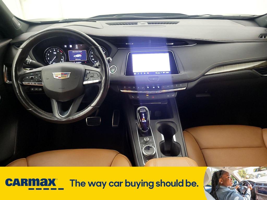 used 2021 Cadillac XT4 car, priced at $29,998