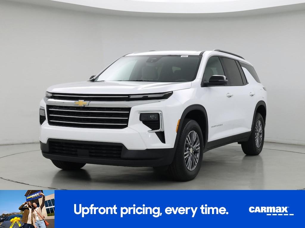 used 2025 Chevrolet Traverse car, priced at $39,998
