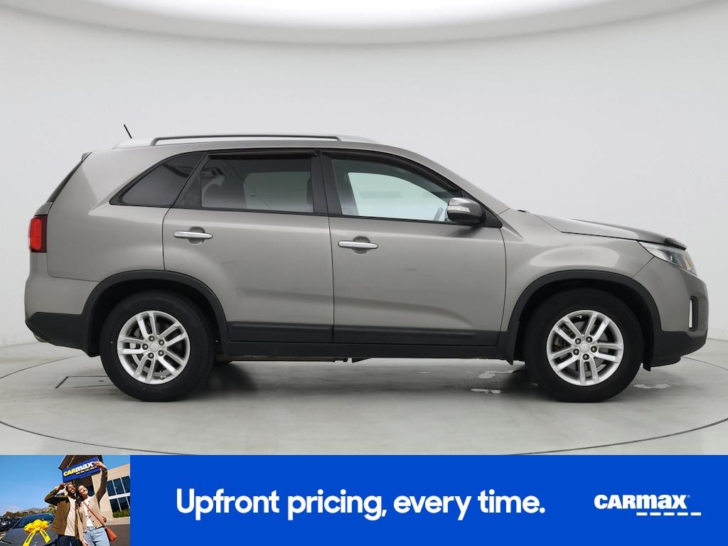 used 2015 Kia Sorento car, priced at $12,998