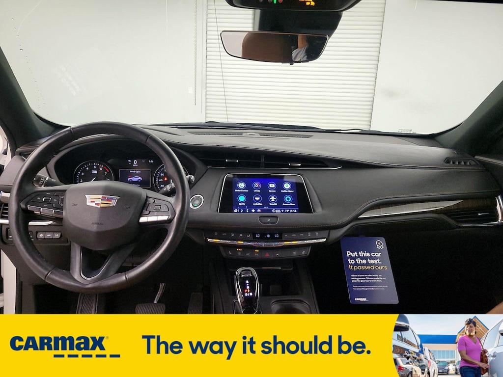 used 2023 Cadillac XT4 car, priced at $32,998