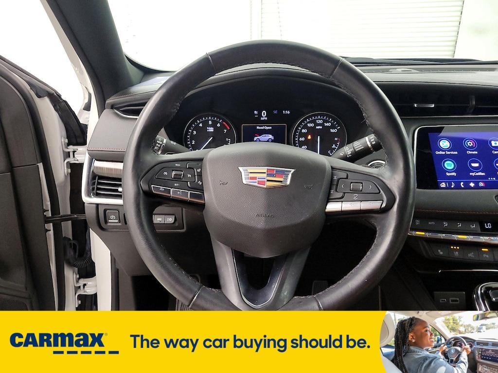 used 2023 Cadillac XT4 car, priced at $32,998