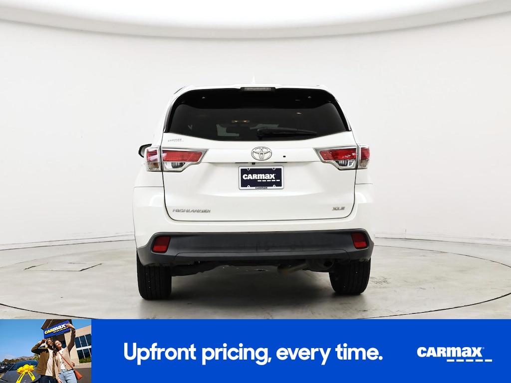 used 2016 Toyota Highlander car, priced at $22,998