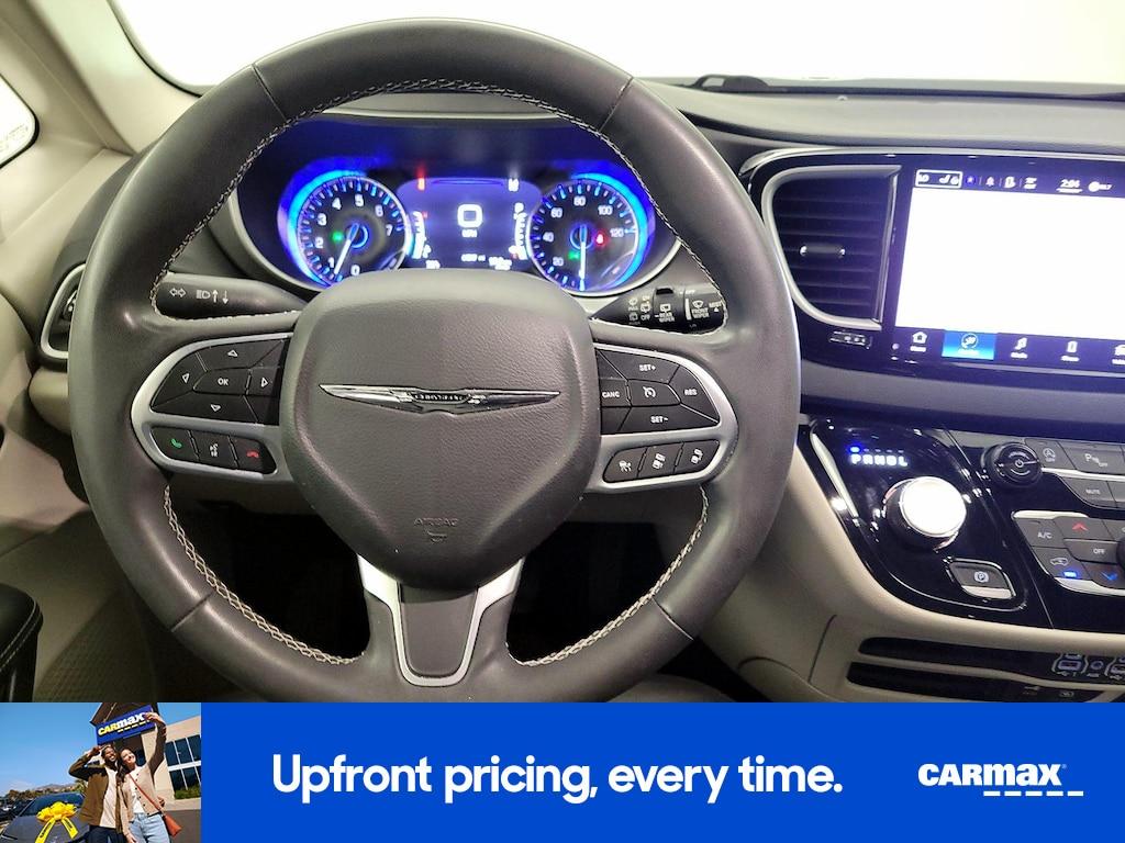 used 2022 Chrysler Pacifica car, priced at $24,998