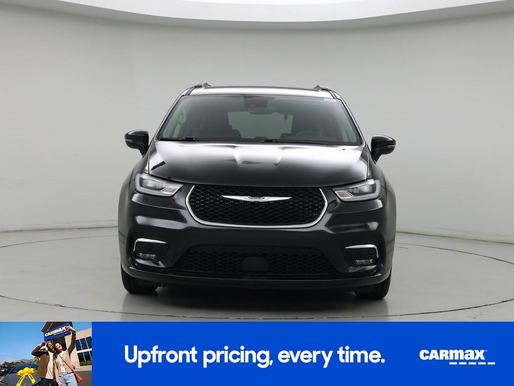 used 2022 Chrysler Pacifica car, priced at $24,998