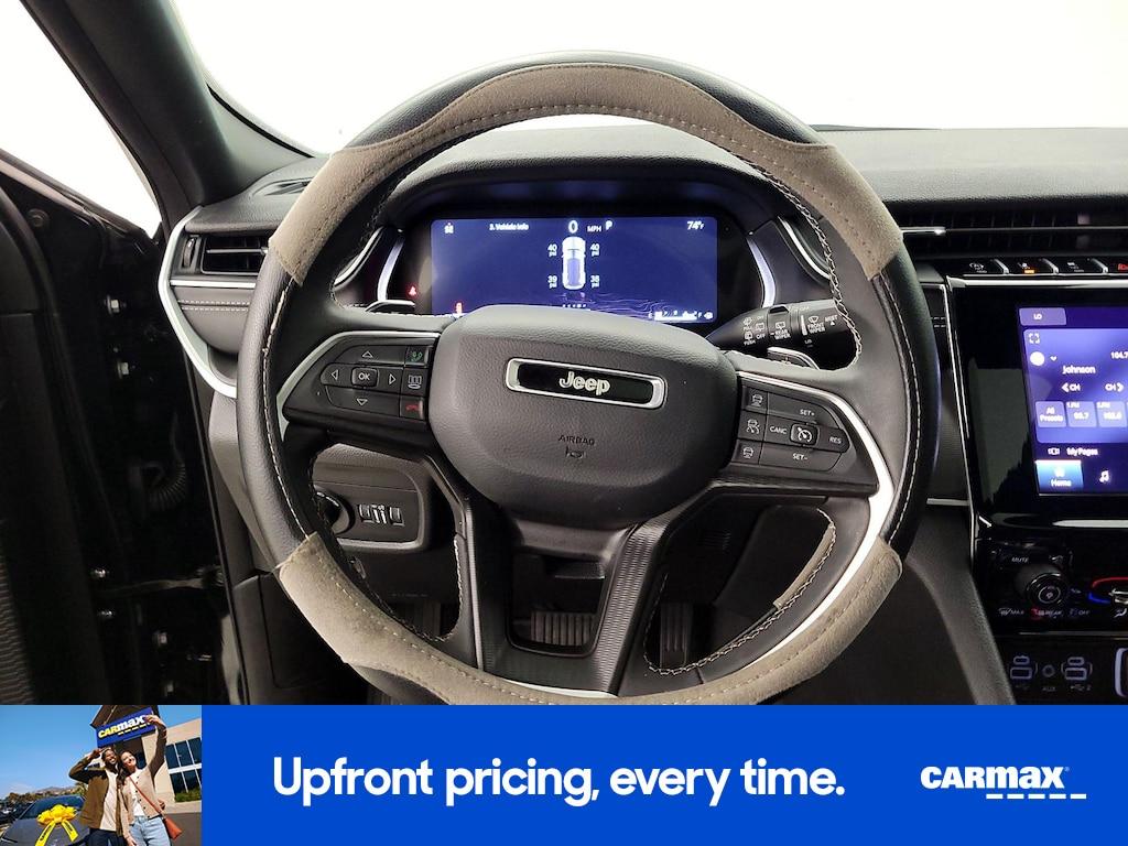 used 2025 Jeep Grand Cherokee car, priced at $33,998