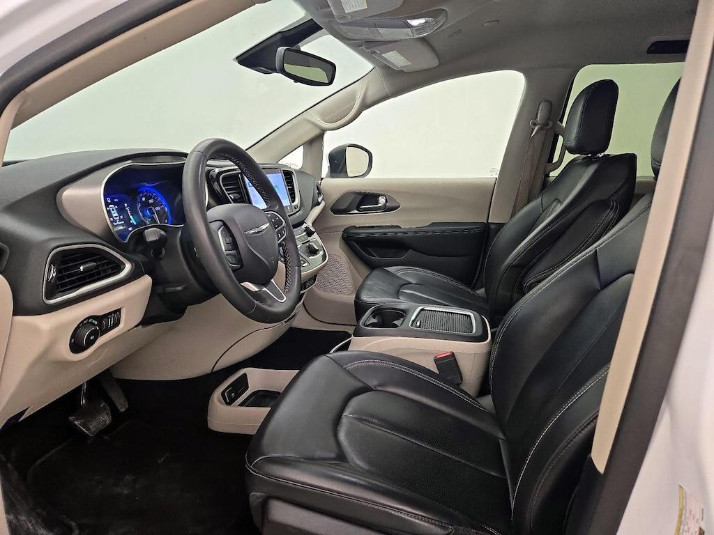 used 2023 Chrysler Pacifica car, priced at $23,998