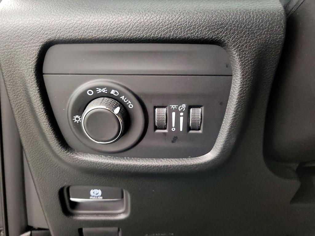 used 2025 Jeep Grand Cherokee car, priced at $42,998