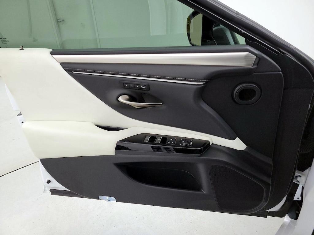 used 2023 Lexus ES 300h car, priced at $41,998