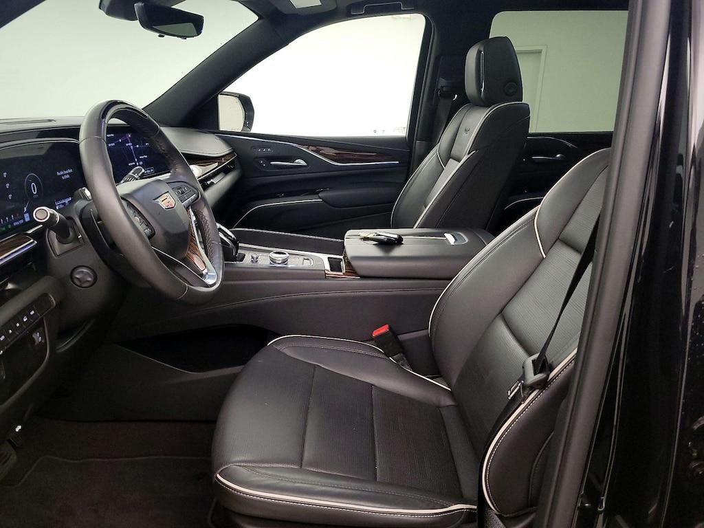 used 2024 Cadillac Escalade car, priced at $76,998