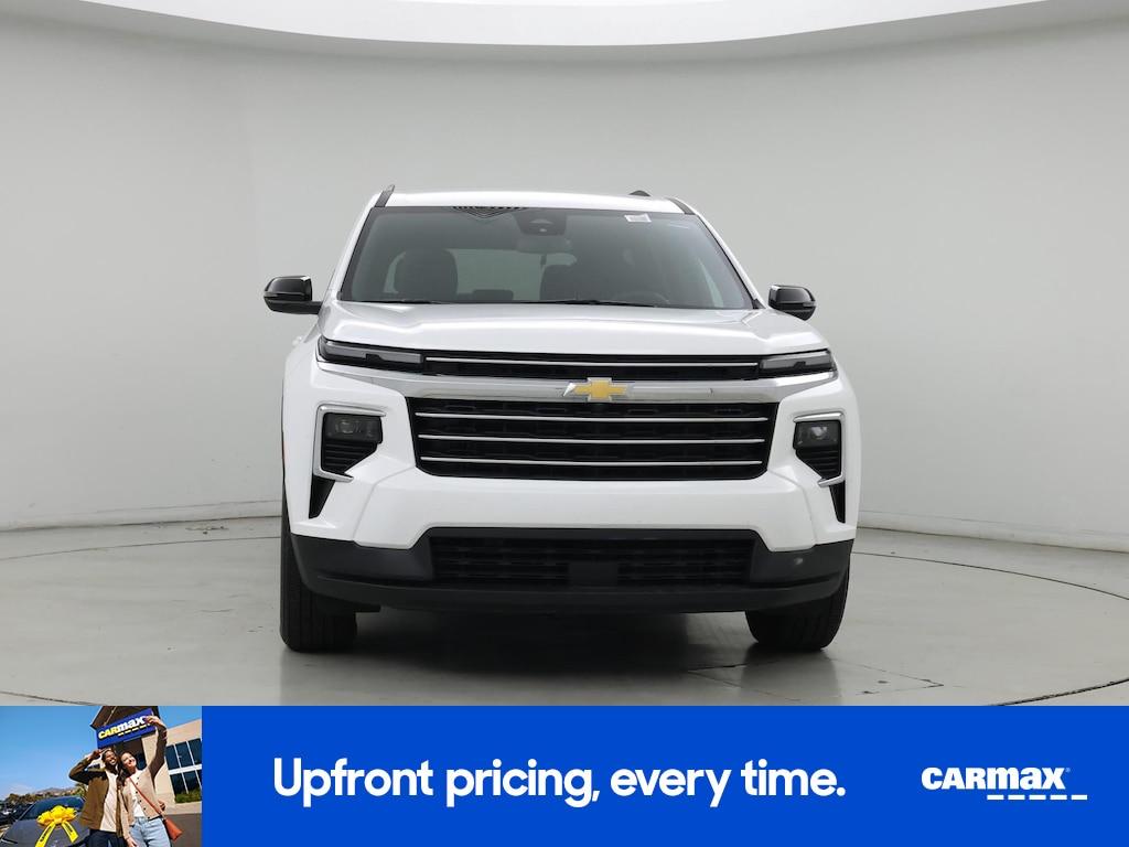 used 2025 Chevrolet Traverse car, priced at $38,998