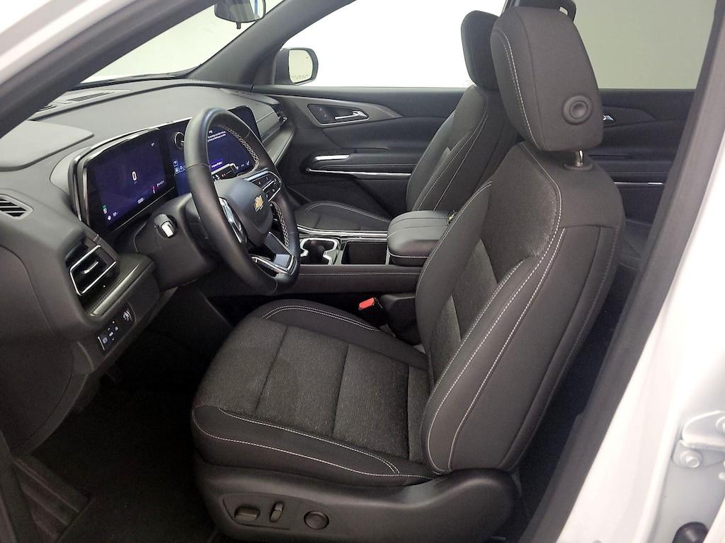 used 2025 Chevrolet Traverse car, priced at $38,998