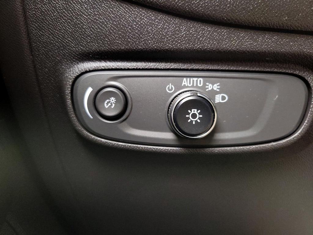 used 2022 Chevrolet Equinox car, priced at $22,998