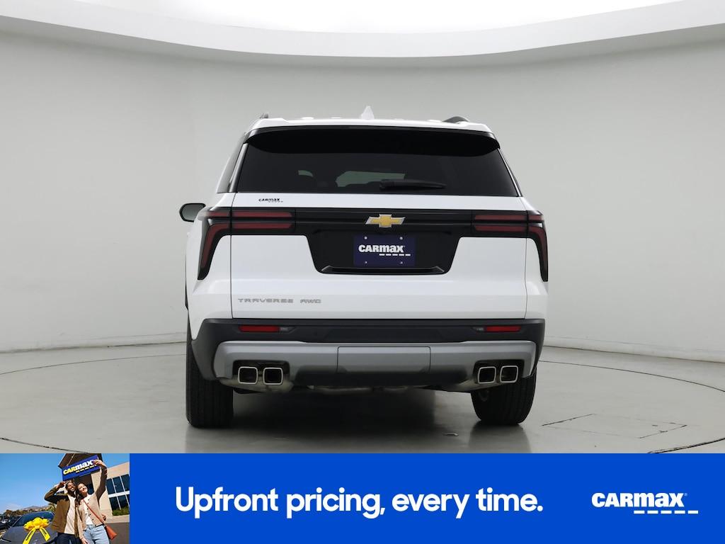 used 2025 Chevrolet Traverse car, priced at $39,998