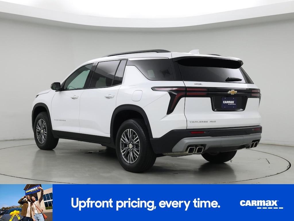 used 2025 Chevrolet Traverse car, priced at $39,998