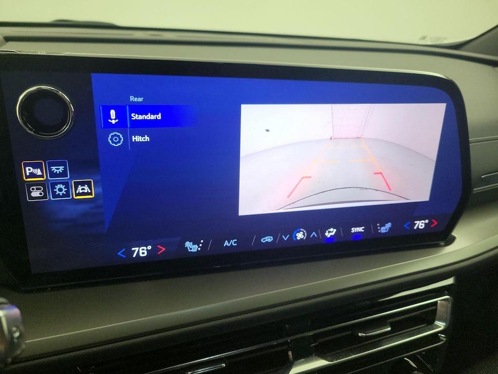 used 2025 Chevrolet Traverse car, priced at $39,998