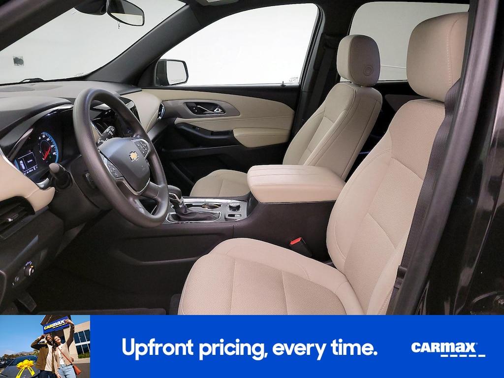 used 2023 Chevrolet Traverse car, priced at $29,998