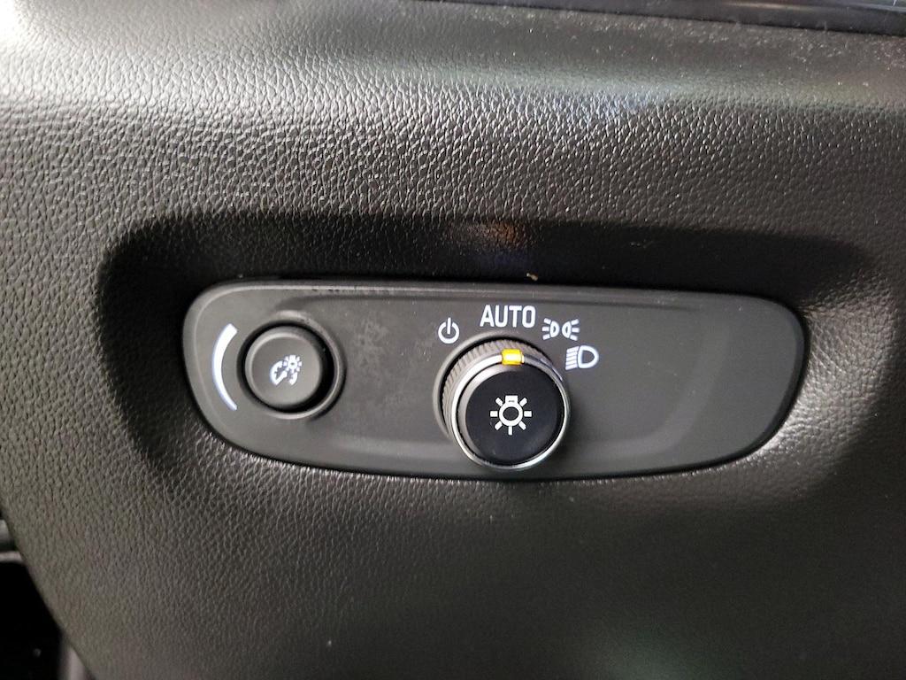 used 2023 Chevrolet Traverse car, priced at $29,998