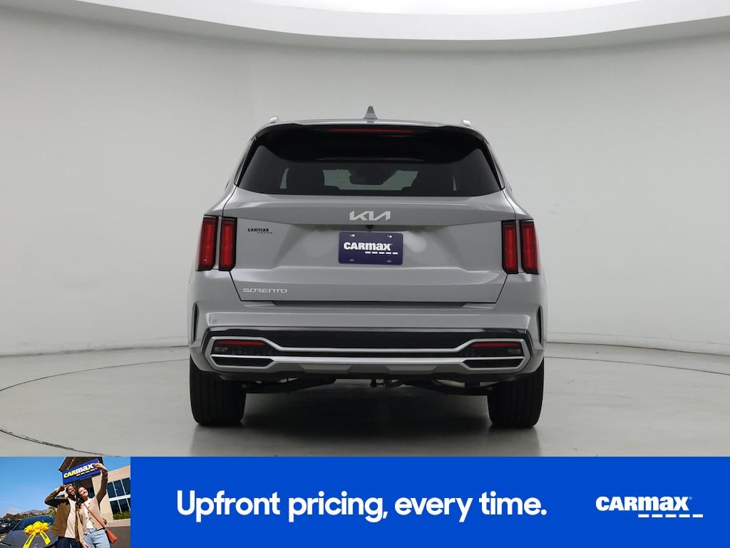 used 2023 Kia Sorento car, priced at $31,998