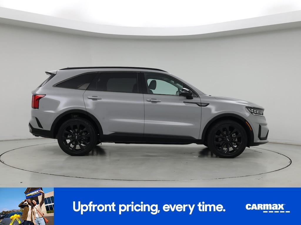 used 2023 Kia Sorento car, priced at $31,998