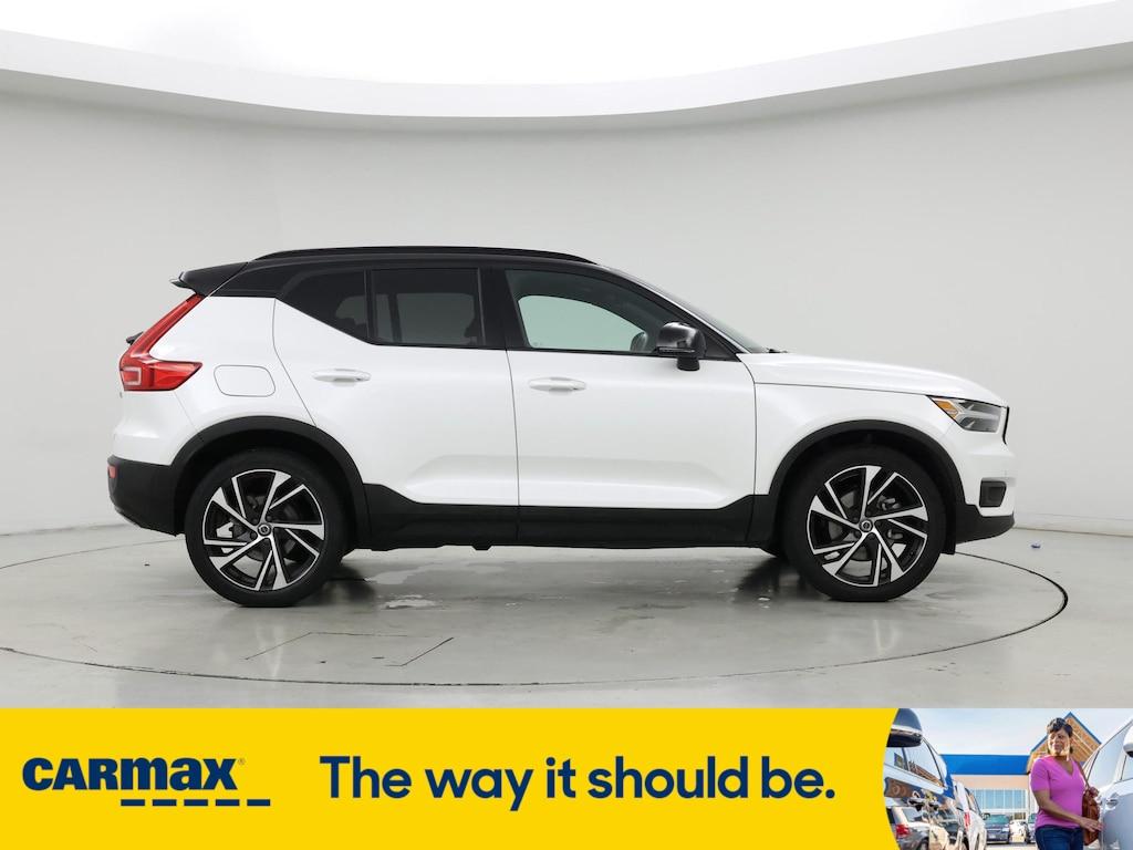 used 2021 Volvo XC40 car, priced at $24,998